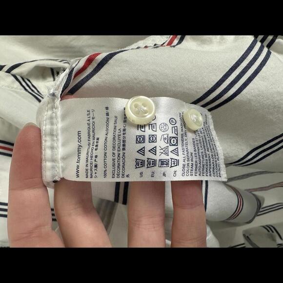 Tommy Hilfiger Mens Button Up Red White Blue Multi Striped SIZE M - Picture 3 of 6